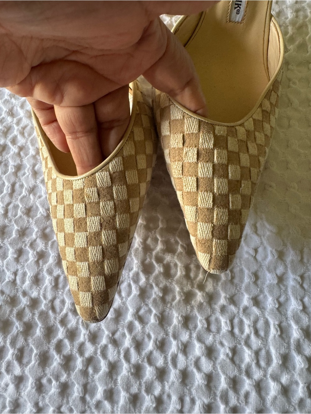 Manolo Blahnik Yellow Checked Slingback Pointed-Toe Mules - Picture 5 of 13